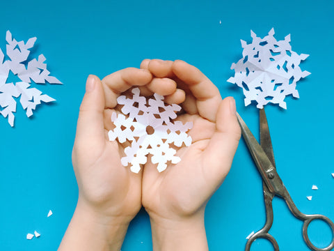 Paper Snowflakes Decorations